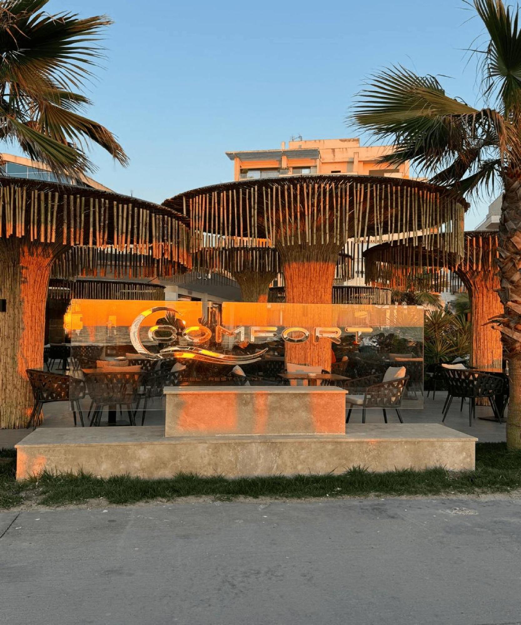 Hotel Comfort 4*